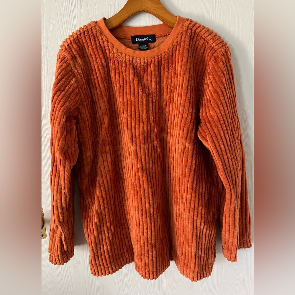 Denim & Co Long Sleeved relaxed sweater in Orange ribbed towelling Size MEDIUM